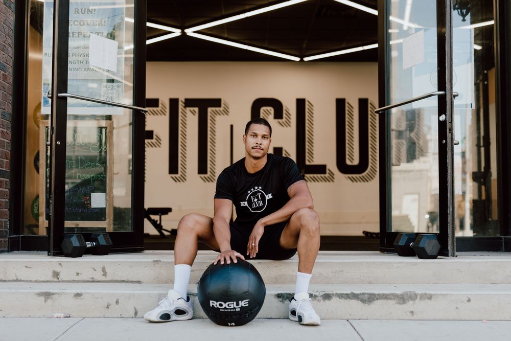 Photo of Dr. Kellen who is a physical therapist and the owner of Fit Club NY