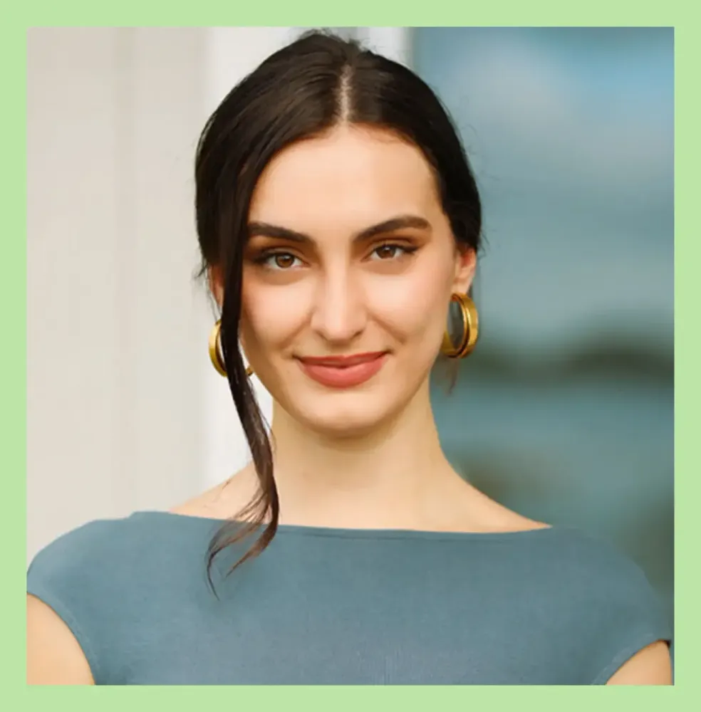 Headshot of Shaida Rabie